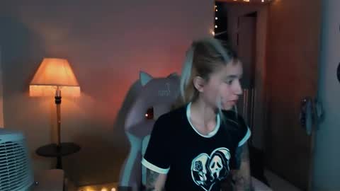 Snapshot of saucy_jenn1 chatting on 24, 1, 2025 I AM JENN  online show from 24, 1, 2025