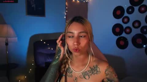 Snapshot of saucy_jenn1 chatting on 21, 2, 2025 I AM JENN  online show from 21, 2, 2025