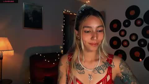 Snapshot of saucy_jenn1 chatting on 23, 2, 2025 I AM JENN  online show from 23, 2, 2025