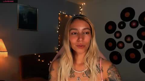 Snapshot of saucy_jenn1 chatting on 2, 3, 2025 I AM JENN  online show from 2, 3, 2025