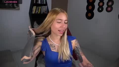 Snapshot of saucy_jenn1 chatting on 14, 9, 2025 I AM JENN  online show from 14, 9, 2025