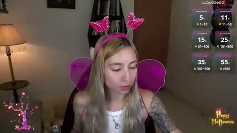 Snapshot of saucy_jenn1 chatting on 1, 11, 2025 I AM JENN  online show from 1, 11, 2025