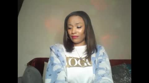 Snapshot of saucy_shanice chatting on 25, 9, 2025 Shaniiice online show from 25, 9, 2025