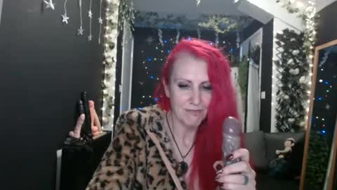 SaucySky online show from 7, 1, 2025