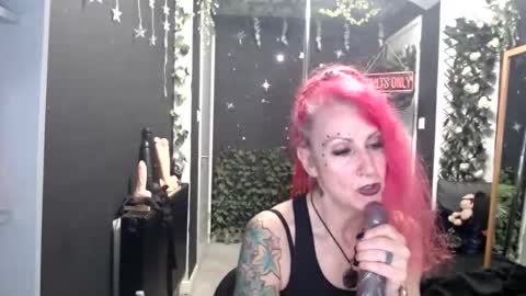 SaucySky online show from 18, 3, 2026