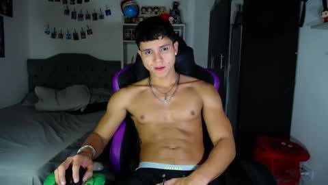 Snapshot of saulomiralles chatting on 16, 3, 2026 Saulo online show from 16, 3, 2026