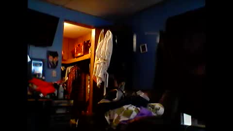 Snapshot of savage352ratchet chatting on 13, 12, 2024 Bugglove online show from 13, 12, 2024