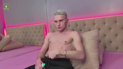 Snapshot of savage_hunterr chatting on 5, 3, 2025 HARDin online show from 5, 3, 2025