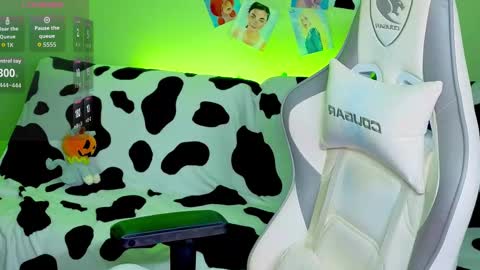 Ariel online show from 23, 9, 2025