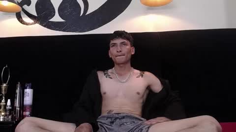 Snapshot of savagelover_ chatting on 20, 10, 2025 SavageLover online show from 20, 10, 2025
