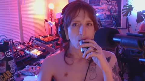 Snapshot of savagewaves chatting on 1, 4, 2026 savagewaves online show from 1, 4, 2026