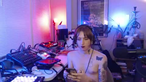Snapshot of savagewaves chatting on 21, 4, 2026 savagewaves online show from 21, 4, 2026