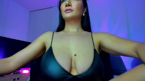 Snapshot of savanna13 chatting on 7, 4, 2026 savanna13 online show from 7, 4, 2026