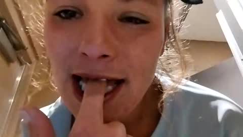 savannahjays online show from 25, 11, 2025