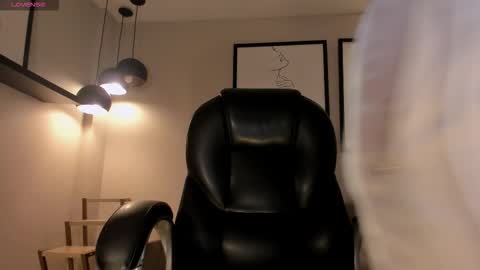 S a v a n n a h  online show from 13, 10, 2025