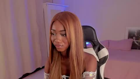 Savannahwildee online show from 3, 12, 2024