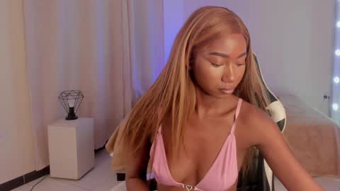 Savannahwildee online show from 16, 1, 2025