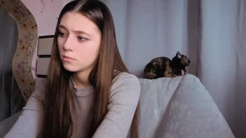 Snapshot of savannasotos chatting on 17, 4, 2026 Sophie online show from 17, 4, 2026