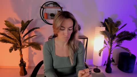 save the qween online show from 30, 1, 2025