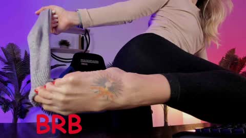 save the qween online show from 8, 2, 2025