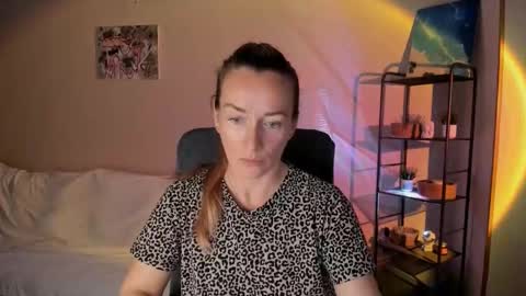 save the qween online show from 15, 9, 2025