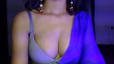 Snapshot of saxee_love chatting on 24, 6, 2026 saxee online show from 24, 6, 2026