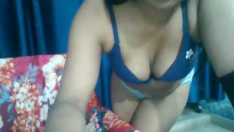 saxylady12 online show from 11, 1, 2025