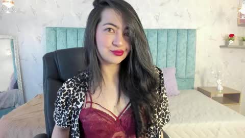 Saya Amaretto  online show from 30, 11, 2025