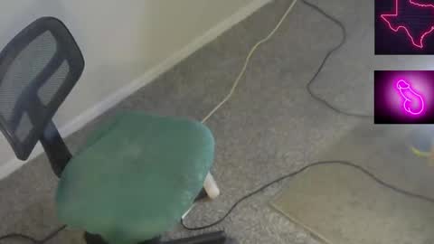 Snapshot of sayhicaitcd chatting on 19, 12, 2025 Cait or Caitlin online show from 19, 12, 2025