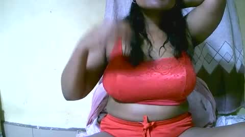 Snapshot of saylla1 chatting on 9, 11, 2025 saylla1 online show from 9, 11, 2025