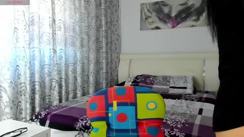 Snapshot of sayyouwantme1 chatting on 18, 1, 2025 Mikyyy online show from 18, 1, 2025