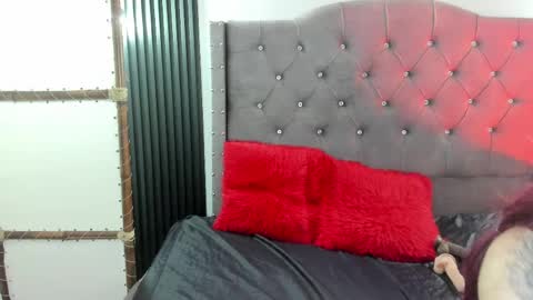 Snapshot of scarbadgirl_ chatting on 30, 5, 2026 scarbadgirl_ online show from 30, 5, 2026
