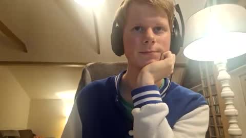 Snapshot of scarjoris chatting on 12, 11, 2025 Scarjoris online show from 12, 11, 2025