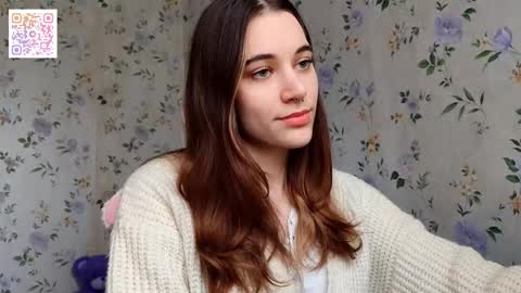 Snapshot of scarlet1flowers chatting on 8, 11, 2025 Kira online show from 8, 11, 2025