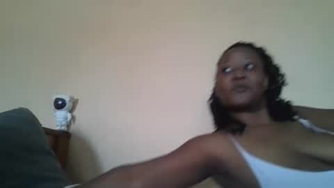 scarlet_25142359 online show from 23, 10, 2025