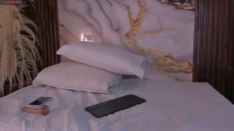Snapshot of scarlet__rose_ chatting on 9, 6, 2026 scarlet__rose_ online show from 9, 6, 2026