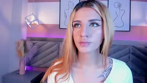 Snapshot of scarlet__rossi chatting on 10, 7, 2026 scarlet__rossi online show from 10, 7, 2026