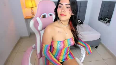 Snapshot of scarlet_dream10 chatting on 28, 12, 2024 scarlet_dream10 online show from 28, 12, 2024