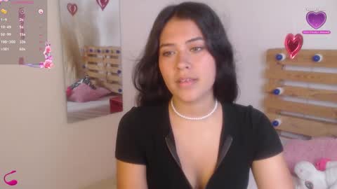 Snapshot of scarlet_dream10 chatting on 4, 3, 2025 scarlet_dream10 online show from 4, 3, 2025