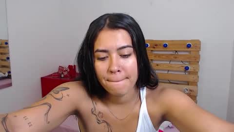 Snapshot of scarlet_dream10 chatting on 10, 9, 2025 scarlet_dream10 online show from 10, 9, 2025