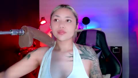 scarlet_gold online show from 13, 1, 2026