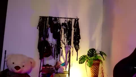 Snapshot of scarlet_gold chatting on 15, 7, 2026 scarlet_gold online show from 15, 7, 2026