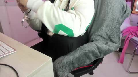 Snapshot of scarlet_miller_1 chatting on 23, 9, 2025  Celeste online show from 23, 9, 2025
