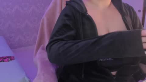 Snapshot of scarlet_miller_1 chatting on 7, 10, 2025  Celeste online show from 7, 10, 2025