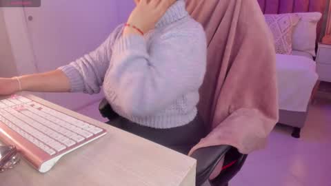 Snapshot of scarlet_miller_1 chatting on 10, 10, 2025  Celeste online show from 10, 10, 2025