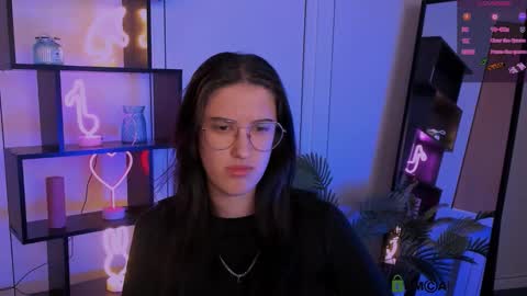 Snapshot of scarlet_mooore chatting on 23, 9, 2025 scarlet PVT is open online show from 23, 9, 2025