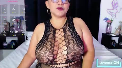 Scarlet Ray  online show from 14, 11, 2025