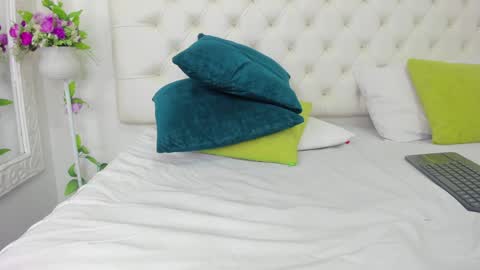 Isa online show from 10, 1, 2025