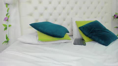 Isa online show from 15, 2, 2025