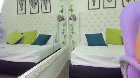 Isa online show from 8, 3, 2025